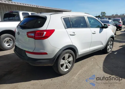 2011 Kia Sportage Lx z USA, uszkodzony, nr VIN KNDPB3A24B7163044